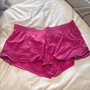 Lululemon Athletica Hotty Hot High-Rise Lined Short 2.5”